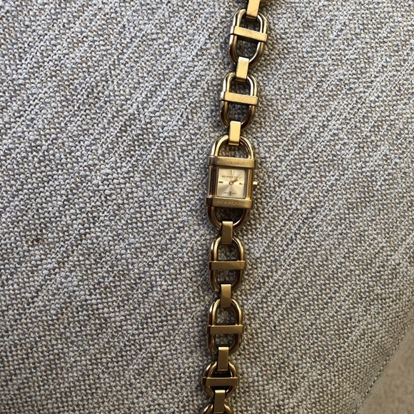 Gold watchSOLD - Picture 3 of 6